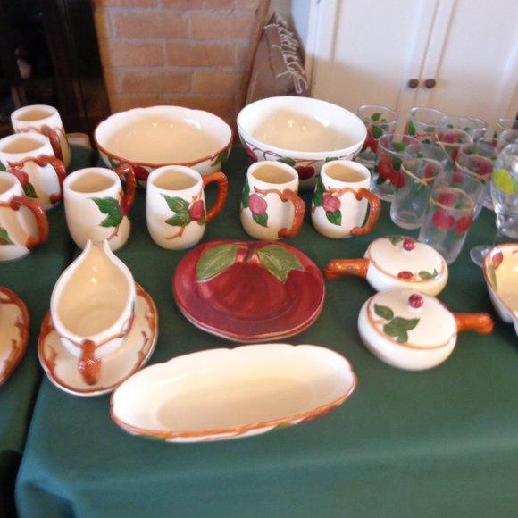 158 pieces Francican Apple 1940's - 2010 Local Pick Up only - Picture 10 of 16